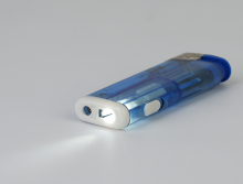 Ekektronikfeuerzeug mit LED Lampe VE 50